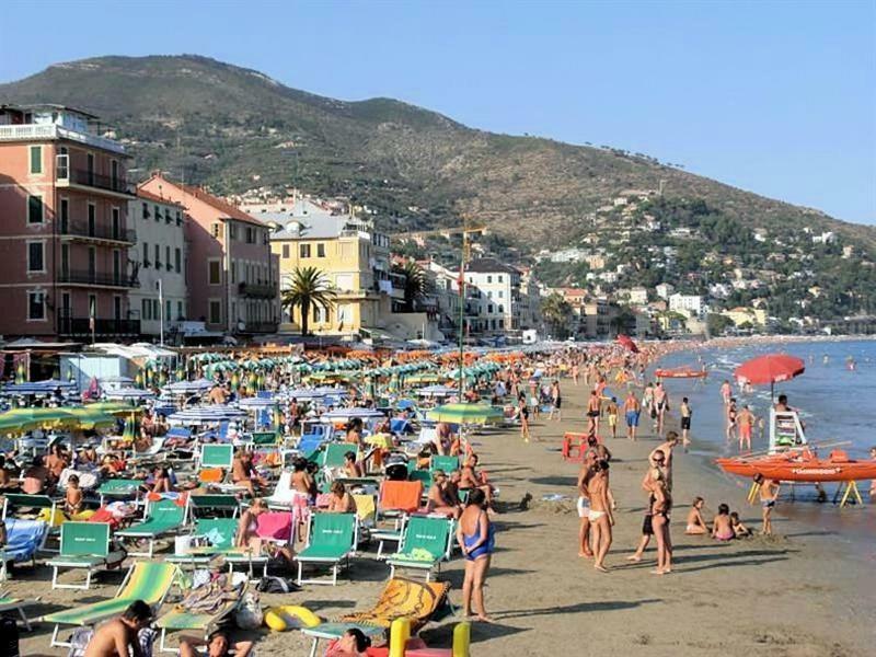 Top Relax Appartamento Alassio Esterno foto